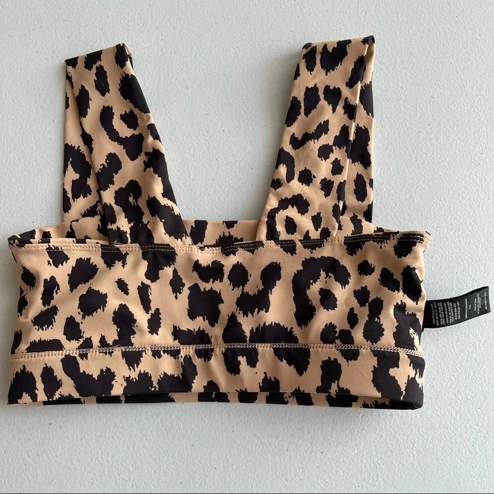 Leopard Print Sports Bra - Picture 8 of 10